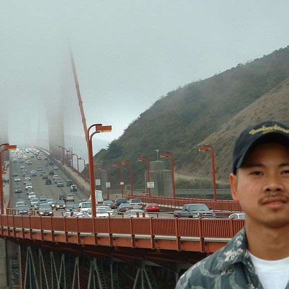 Meet your Posher, Derrick - Picture 2 of 2